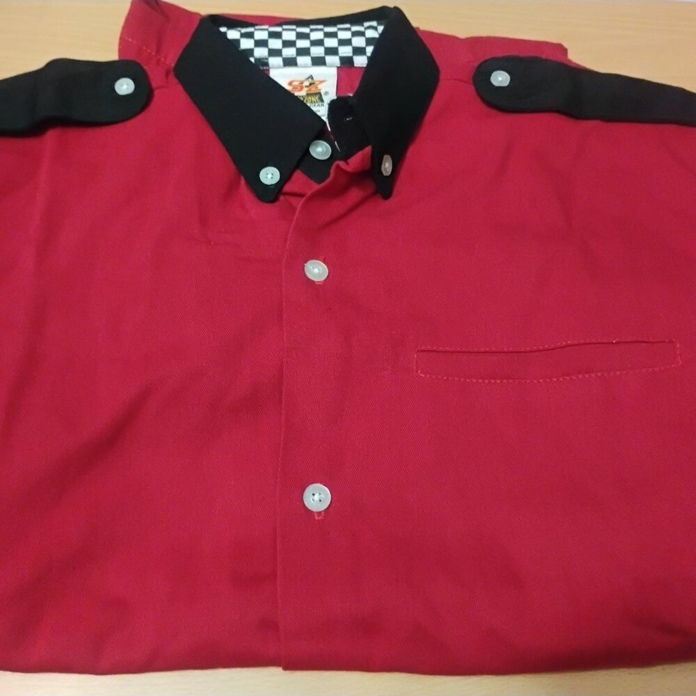 Speed Zone Race Gear Shirt Red Black Collar Epaulets Checkered Trim Racing Style